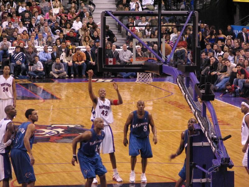 Raptors - 02.04.2005 336.jpg